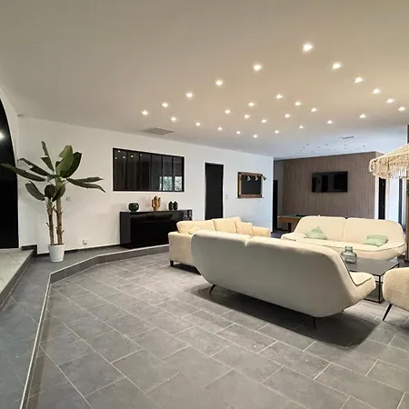 Le Viviani, Maison D'exception Avec Piscine Interieure Et Sauna *