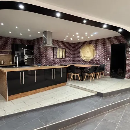 Le Viviani, Maison D'exception Avec Piscine Interieure Et Sauna *